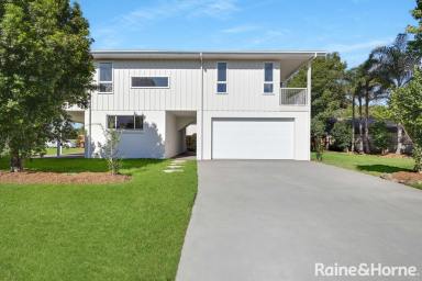 House Auction - NSW - Nowra - 2541 - Brand New On Riverview  (Image 2)
