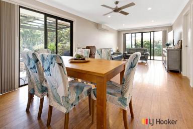 House For Sale - NSW - Malua Bay - 2536 - Modern Coastal Living in Malua Bay….Only 1km to the Beach & Shops !  (Image 2)