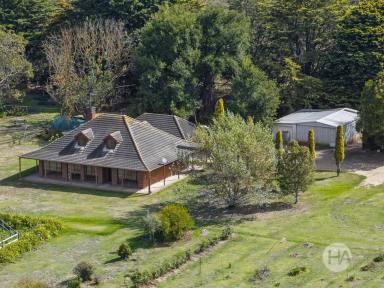 Acreage/Semi-rural For Sale - VIC - Balnarring - 3926 - Classic Character with a Country Soul  (Image 2)