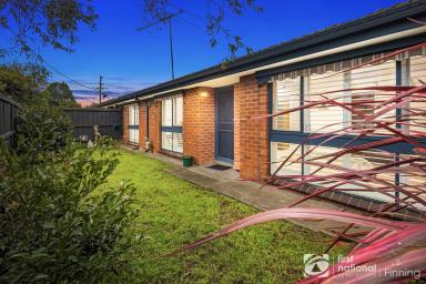 Unit For Sale - VIC - Cranbourne - 3977 - A Fantastic Opportunity You Won't Want to Miss!  (Image 2)