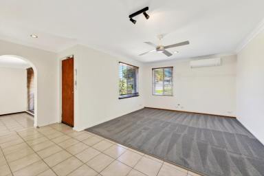 House For Sale - WA - Heathridge - 6027 - Splash Into Summer at 8 Island Place, Heathridge  (Image 2)