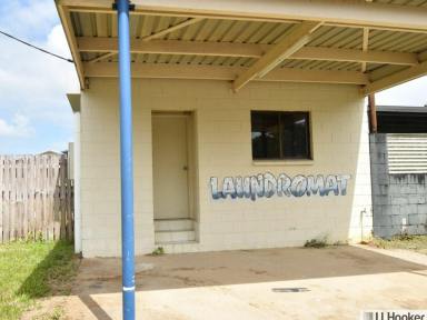 House For Sale - QLD - Euramo - 4854 - Spacious & Charming Queenslander with Endless Potential  (Image 2)