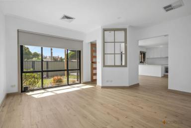 House Leased - VIC - Mentone - 3194 - FULLY RENOVATED | PRIME LOCATION | BAYSIDE LIVING  (Image 2)