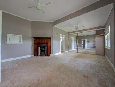 House Leased - VIC - Kerang - 3579 - Character Home with Room to Move  (Image 2)