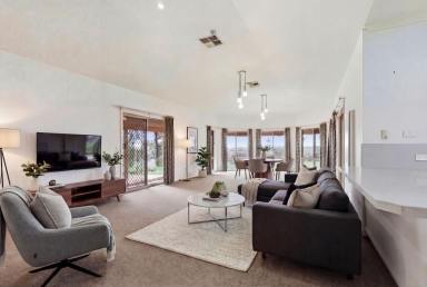 House For Sale - VIC - Maiden Gully - 3551 - Elevated Living with Stunning Views  (Image 2)