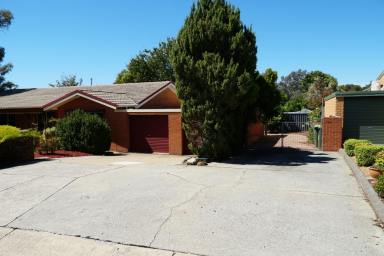 House Leased - ACT - Florey - 2615 - A four-bedroom home in Florey for rent  (Image 2)
