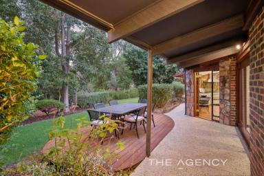 House For Sale - WA - Darlington - 6070 - Bespoke Rustic Revelation on Stunning Block - Just beautiful  (Image 2)