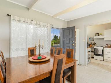 House For Sale - NSW - Bega - 2550 - FAMILY APPEAL  (Image 2)