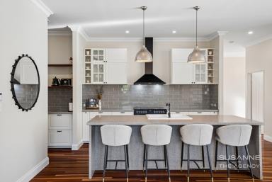 House For Sale - WA - Kalamunda - 6076 - Architectural Excellence in a Premier Hills Setting  (Image 2)