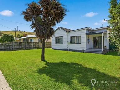 House For Sale - VIC - Toora - 3962 - Neat Home on a Generous Block  (Image 2)