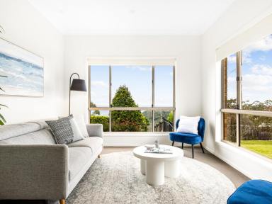 House For Sale - QLD - Mount Lofty - 4350 - Luxury, Low Maintenance Living with a Big View! (Image 2)