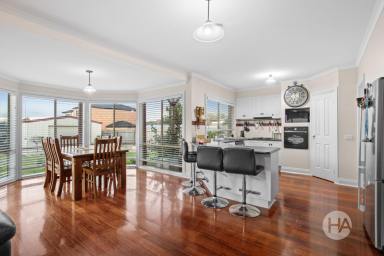 House For Sale - VIC - Somerville - 3912 - Flexible Family Living Across Two Levels (Image 2)