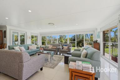 House For Sale - NSW - Inverell - 2360 - Quality Architecturally Designed Family Home  (Image 2)