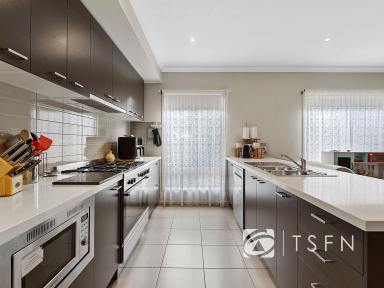 House For Sale - VIC - Golden Square - 3555 - Exceptional Value 4 Bedroom Brick Veneer  (Image 2)