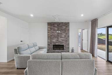 House For Sale - QLD - Yungaburra - 4884 - Elevated 3-Bedroom Home with Stunning Lake Views  (Image 2)