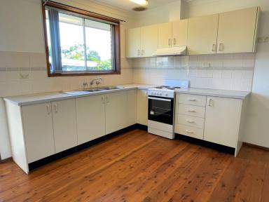 House For Lease - NSW - Albion Park Rail - 2527 - Neat & Tidy 1 bedroom unit in Small Block of Four  (Image 2)