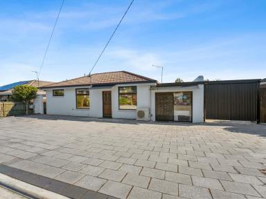 House For Sale - TAS - Newnham - 7248 - Alanvale Oasis! (Image 2)