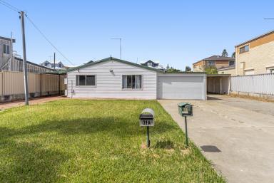 House Sold - WA - Mandurah - 6210 - BEACHSIDE INVESTMENT OPPORTUNITY !!!  (Image 2)