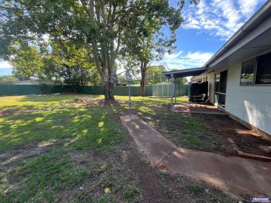 House Leased - QLD - Kingaroy - 4610 - Quiet Cul-de-Sac Living - Walk to Town & Parklands  (Image 2)