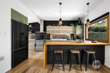 House For Sale - VIC - Balnarring Beach - 3926 - Mid Century by the Foreshore  (Image 2)