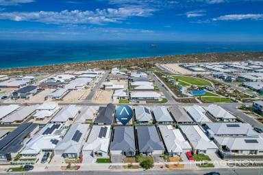 House For Sale - WA - Jindalee - 6036 - Beautiful Jindalee Coastal Lifestyle  (Image 2)