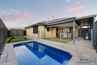 House For Sale - WA - Harrisdale - 6112 - WHERE LIFESTYLE MEETS LUXURY– POOL, SPACE & STYLE  (Image 2)