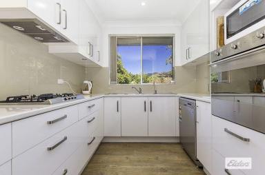 Unit For Lease - NSW - Keiraville - 2500 - Neat, tidy and modern 2 bedroom unit, Situated in a small complex of 5 units in an ideal location  (Image 2)