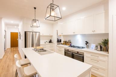 House For Sale - VIC - Irymple - 3498 - The Ultimate Year Round Entertainer!  (Image 2)