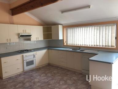 House For Lease - NSW - Inverell - 2360 - Comfortable Living Located In Delungra  (Image 2)