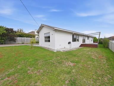 House For Sale - TAS - Devonport - 7310 - Family Living in a Location You'll Love  (Image 2)