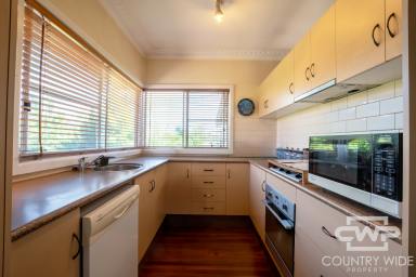 House For Lease - NSW - Guyra - 2365 - Perfect Location!  (Image 2)