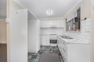 House For Sale - NSW - Adelong - 2729 - Home & Granny Flat  (Image 2)