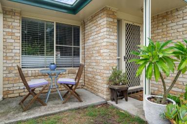 House For Sale - NSW - Raymond Terrace - 2324 - INVEST, NEST OR DOWNSIZE WITH EASE  (Image 2)