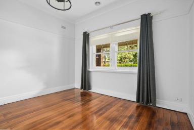 House Leased - VIC - Mentone - 3194 - HOUSE SIZE TWO BEDROOM PROPERTY ON HALF A BLOCK (Image 2)