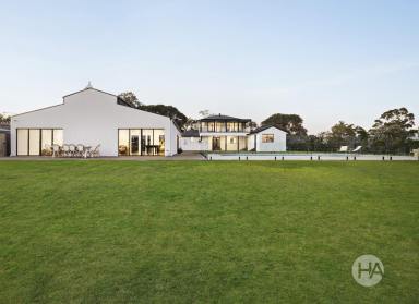 Acreage/Semi-rural For Sale - VIC - Pearcedale - 3912 - Grand Semi-Rural Family Estate with Luxury Entertaining & Commercial Opportunities (Image 2)