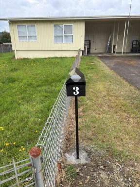 Unit For Lease - TAS - Zeehan - 7469 - Cute & Cozy Home, 3 Shield Street, Zeehan  (Image 2)