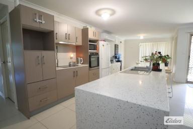 House For Sale - QLD - Laidley - 4341 - Everyone gets a Bedroom & Bathroom!  (Image 2)