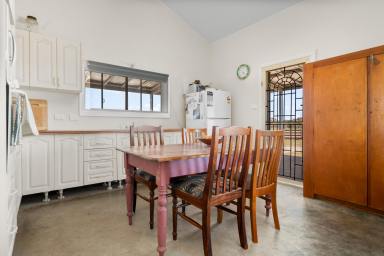 Lifestyle For Sale - NSW - Gulgong - 2852 - PRODUCTIVE LAND ON TOWNS DOORSTEP  (Image 2)