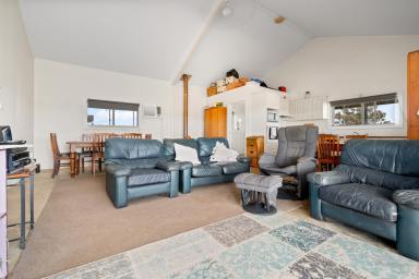 Lifestyle For Sale - NSW - Gulgong - 2852 - PRODUCTIVE LAND ON TOWNS DOORSTEP  (Image 2)