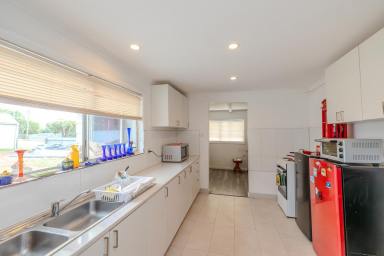 House For Sale - VIC - Birchip - 3483 - Buy at 2022 prices! (Image 2)