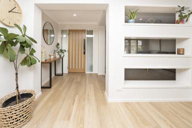 House For Sale - VIC - Swan Hill - 3585 - PERFECT FAMILY HOME WITH IDEAL LIVING, INSIDE & OUT  (Image 2)