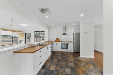 House For Lease - NSW - Merriwa - 2329 - Welcome to 82 Bow Street, Merriwa!  (Image 2)