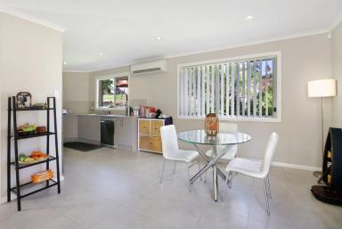 Villa For Lease - NSW - West Wollongong - 2500 - NEAR NEW 3 BEDROOM VILLA  (Image 2)