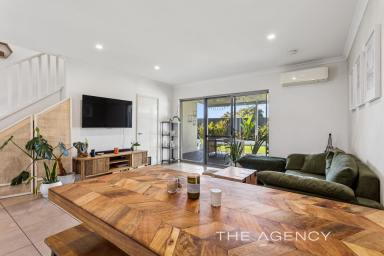 House For Sale - WA - Madeley - 6065 - WELCOME HOME!  (Image 2)