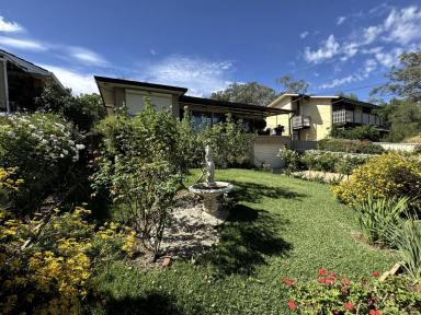 House For Sale - NSW - Cowra - 2794 - Quiet cul-de-sac in the heart of Cowra  (Image 2)