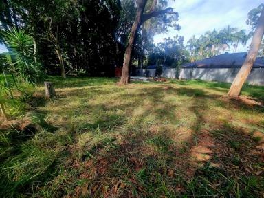 Residential Block For Sale - QLD - Macleay Island - 4184 - Prime 807m² Block in Sought-After Location – 2 Shipping Containers and shed - Ready to Build! (Image 2)