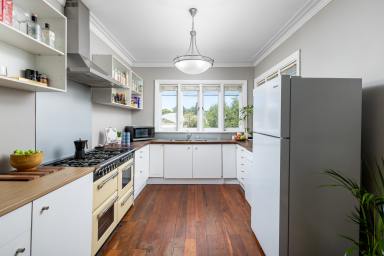 House For Sale - WA - South Bunbury - 6230 - Charming Three Bedroom Character Gem on Expansive 975sqm Block  (Image 2)