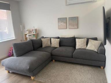 Apartment For Lease - VIC - Elwood - 3184 - Beach Location Furnished Elwood Apartment  (Image 2)