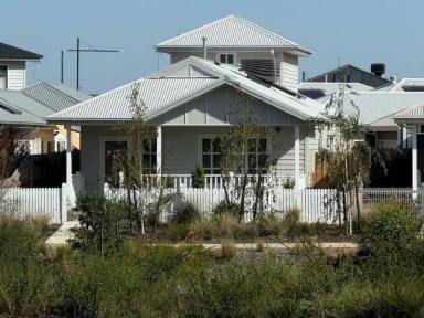 House For Lease - VIC - Eynesbury - 3338 - 4 / 2 / 2 PEACEFUL LIVING IN QUIET AREA OF 3338 AVAILABLE NOW!  (Image 2)
