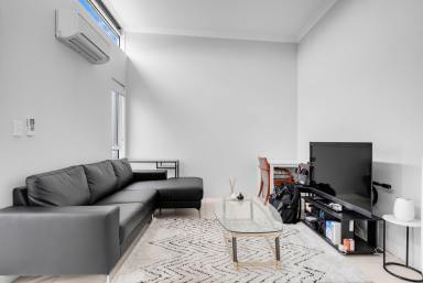 House For Sale - WA - Midland - 6056 - Low Maintenance Living in a Prime Midland Location (Image 2)